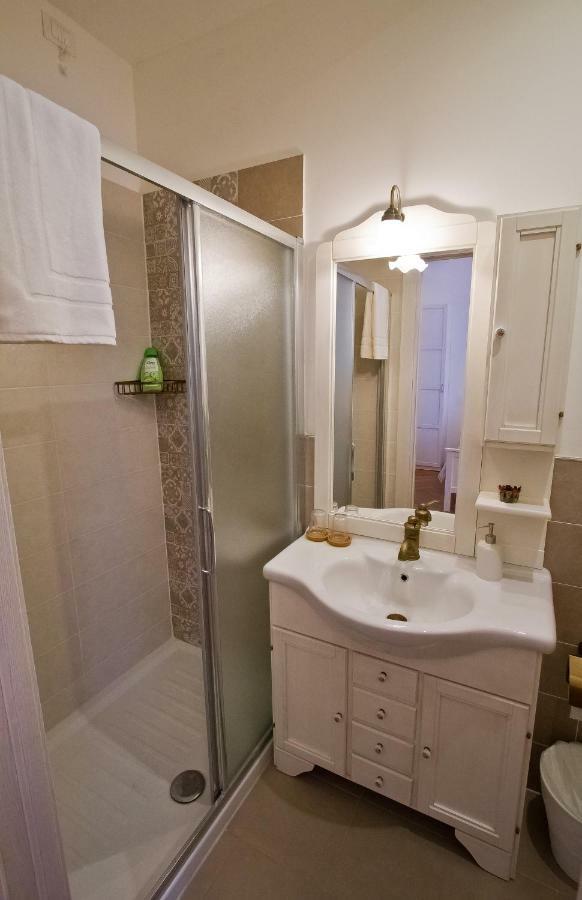 Golden Rooms Bed & Breakfast ตรีเอสเต ภายนอก รูปภาพ
