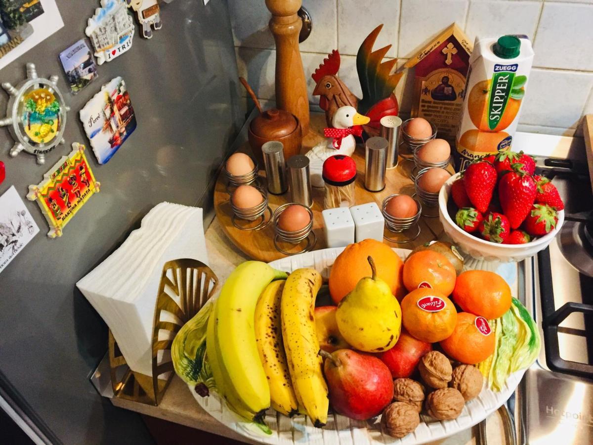 Golden Rooms Bed & Breakfast ตรีเอสเต ภายนอก รูปภาพ